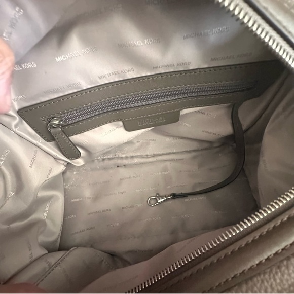 Michael Kors Bedford Pebbled Leather Satchel Bag With Tassels - Taupe - Picture 5 of 13